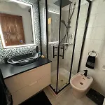 Elite - Urban Chic & Terrace Апартаменти Барі