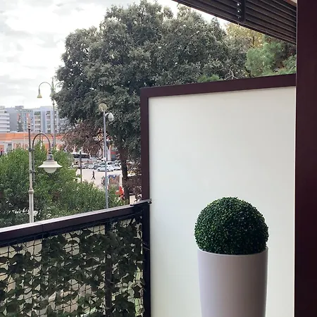 Elite - Urban Chic & Terrace Apartamento Bari