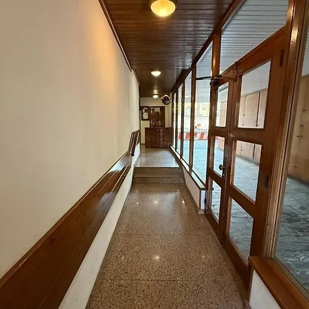 Elite - Terrazzino Su Piazza Moro - Stazione Daire *