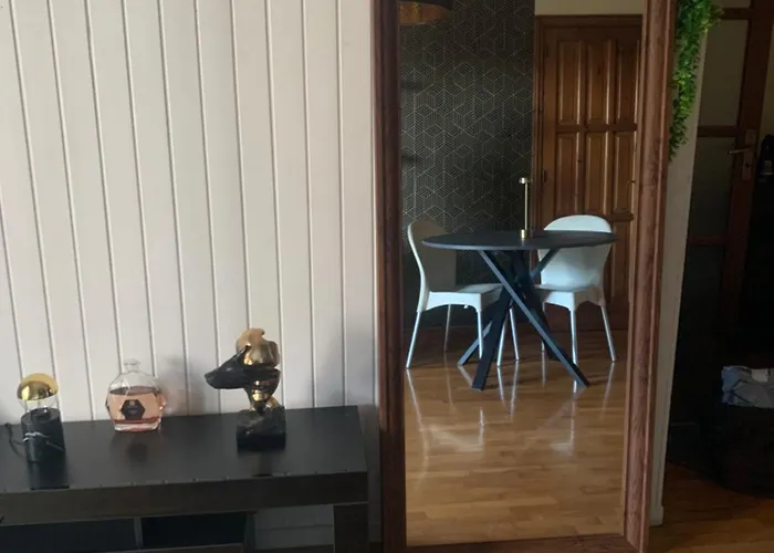 Apartment Elite - Urban Chic & Terrace *