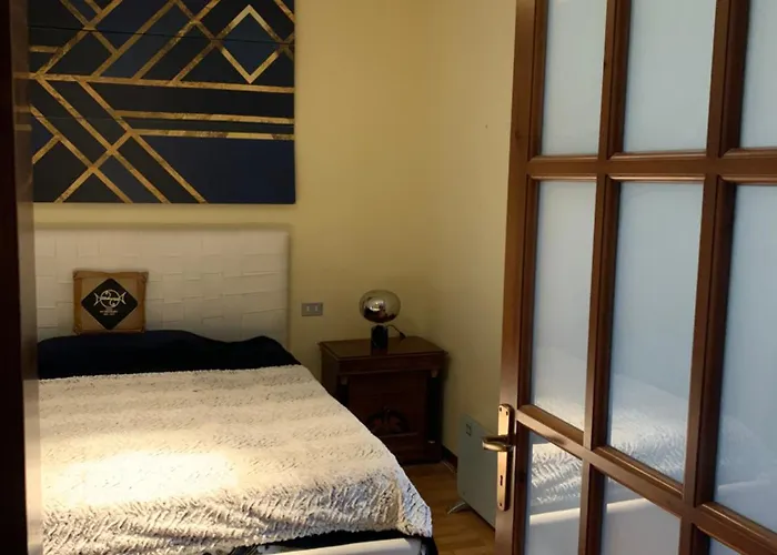 Elite - Urban Chic & Terrace Apartment *